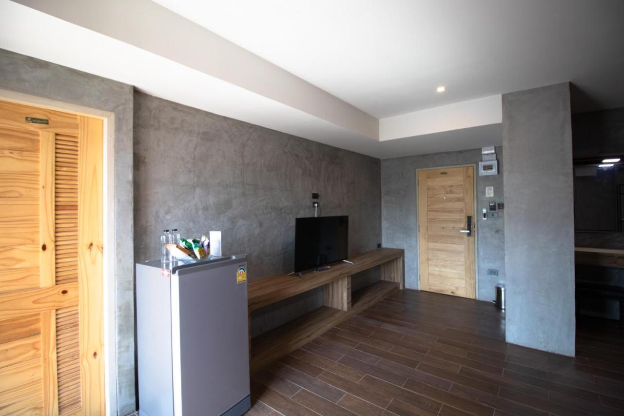Rabbit Hotel Phimai Bagian luar foto