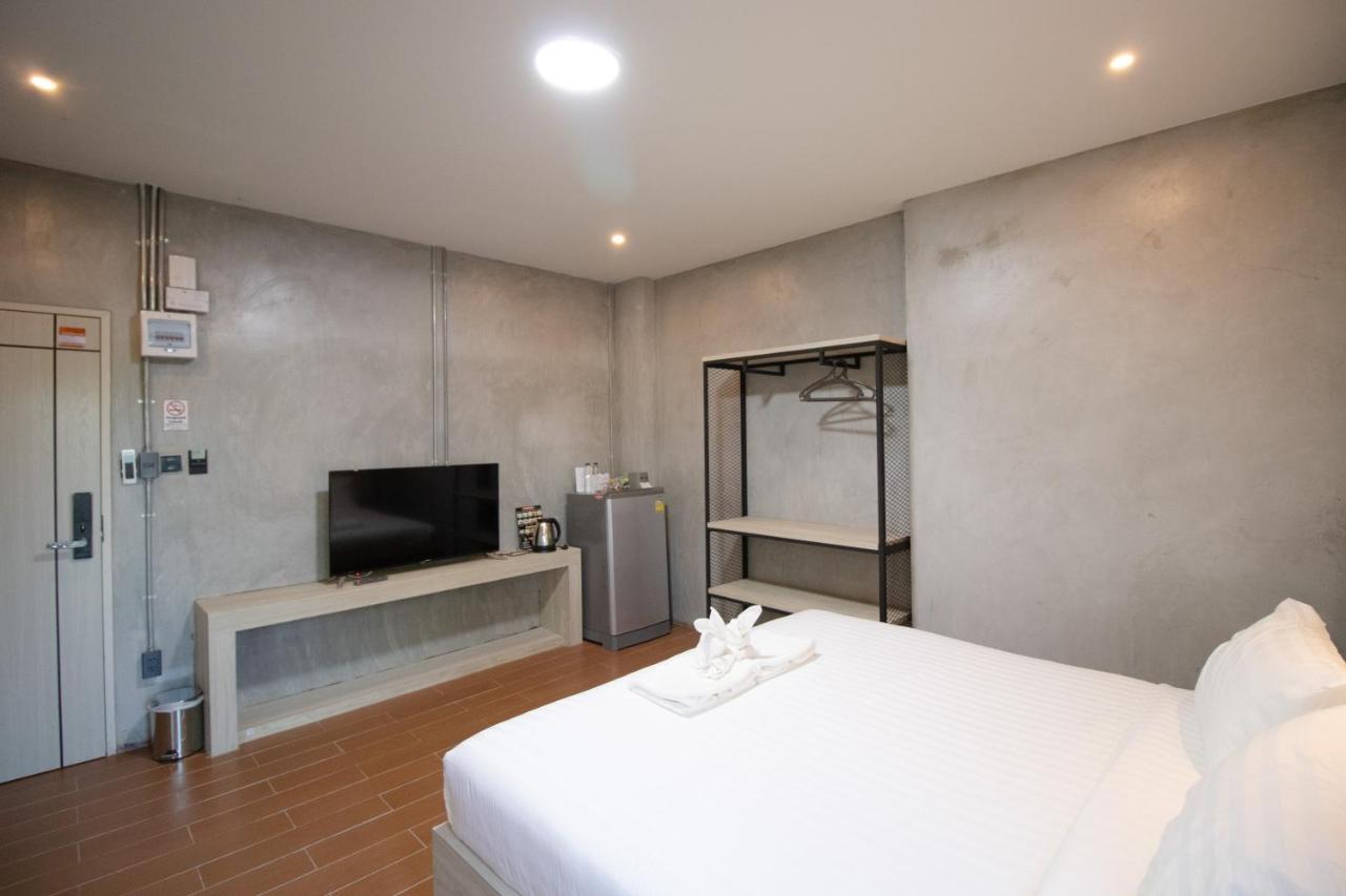Rabbit Hotel Phimai Bagian luar foto